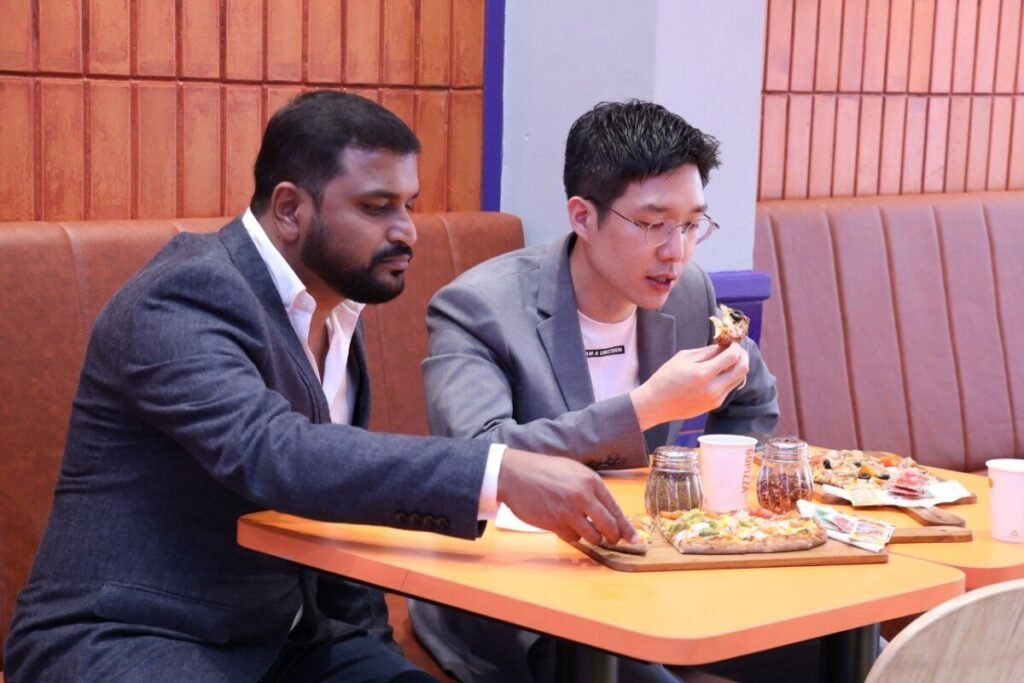L-R Mahesh Reddy, CEO, Gopizza India and Jae Won Lim, Founder and CEO of Gopizza