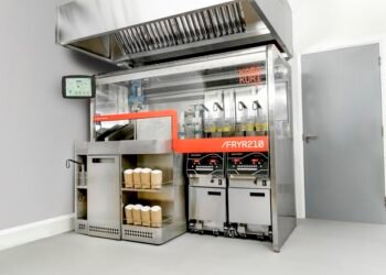Japan’s Karakuri Automates Restaurant Fry Lines With New Tech ‘FRYR210’