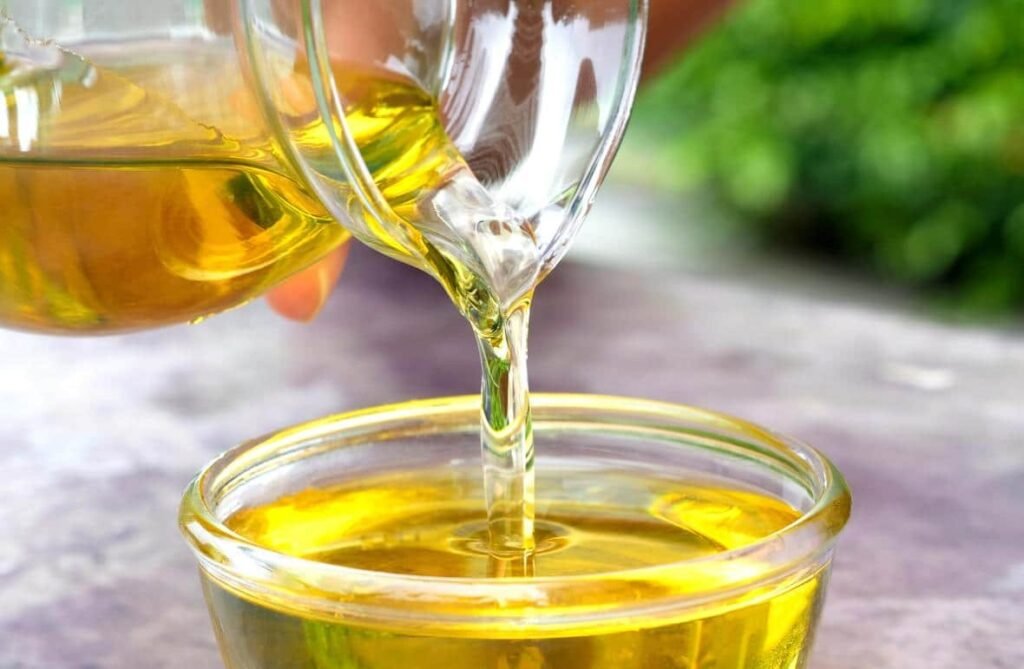 In Response To Inflation, Amul Introduces A Fixed-Price Pack For Edible Oil