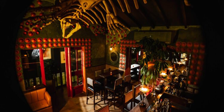 Introducing India’s first contemporary art and cocktail bar – Room One