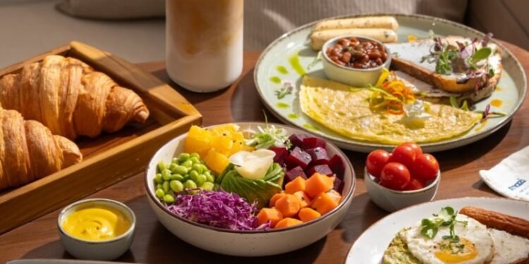 Mazi Café Uncovers In Santacruz