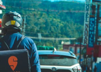 Swiggy partners with Bolt and Domino’s for 10 minute pizza delivery