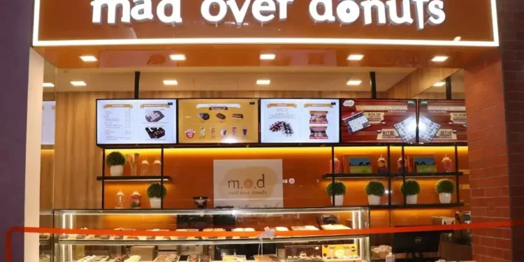 In Kolkata, Mad Over Donuts opens a new location.